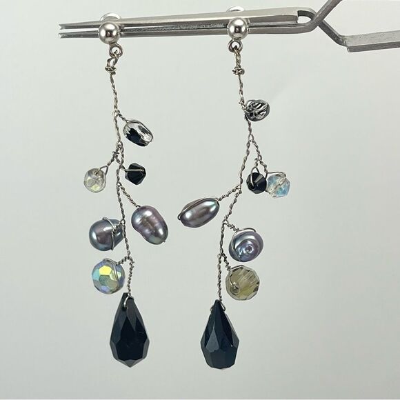 Tahitian Pearl White Ab Black Glass Beaded Silver Tone Wire Dangle Earrings - Picture 1 of 5